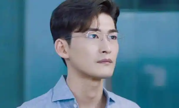 拖行交警,不尊重女性,张翰终于为自己的"不可一世"付出了代价