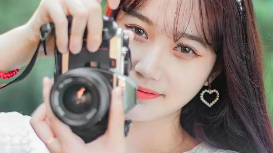 闭月羞花的人间尤物-美女壁纸 - 壁纸家