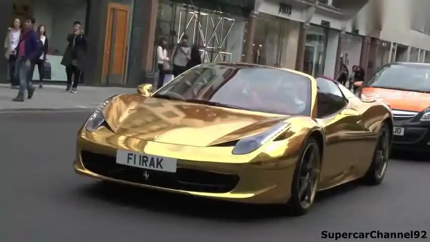 黄金打造的,法拉利458,spider