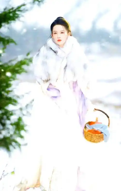 杨紫 陈冠希 李沁 肖战 易烊千玺 杨幂 刘诗诗 吴亦凡 王艳_古装_乔欣