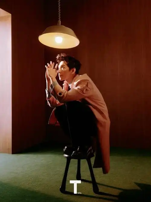 杨洋四登t封面##杨洋这谁能忍住不扑啊