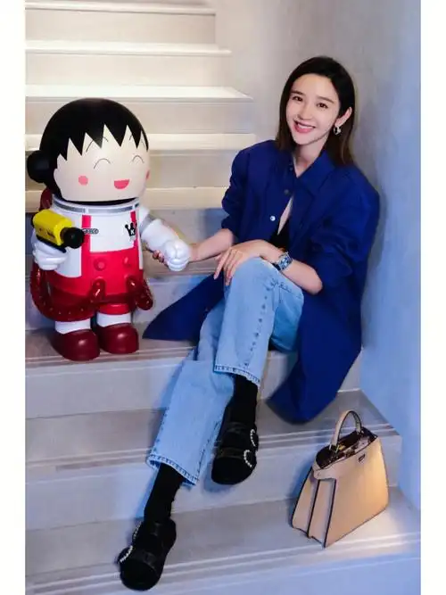 piperslidesandal唐艺昕