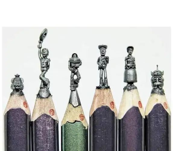 真是才女美女演员王珞丹创王珞丹字体被笔尖上的中国收录