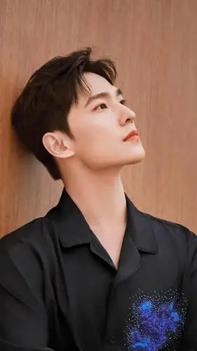 壁纸:军艺校草杨洋美图