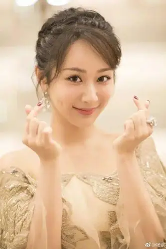 娱乐圈那么多酒窝美女,黎姿李小璐许晴都被冠以经典美女之称