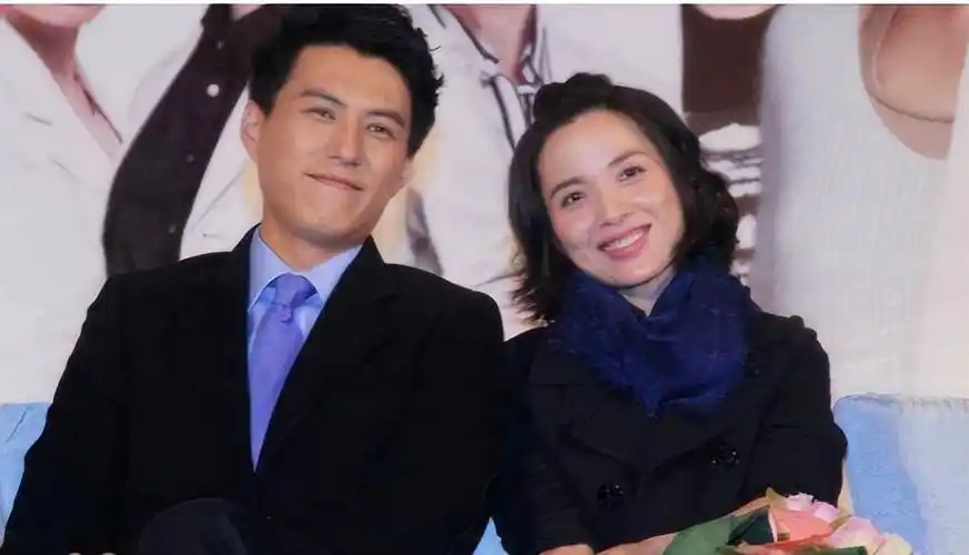 回顾靳东感谢当初江珊女儿的满脸嫌弃成全我如今的双重幸福