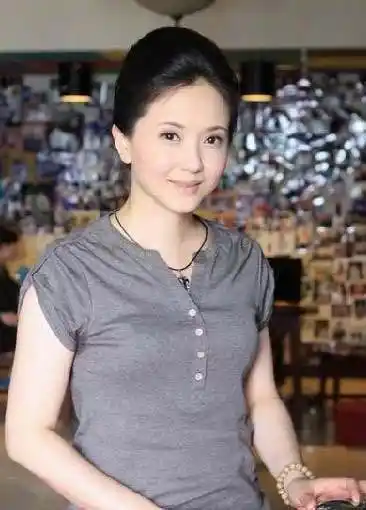 杜淳母亲杨丽资料