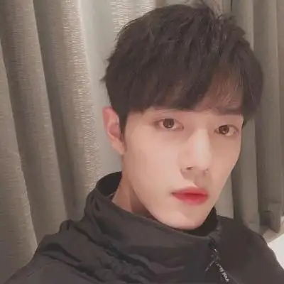 文艺范超酷肖战头像,肖战侧脸正面头像图片-明星头像