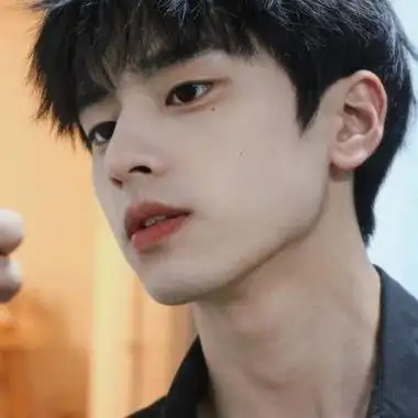 真人男生头像帅气冷漠正脸发现好的头像得珍惜