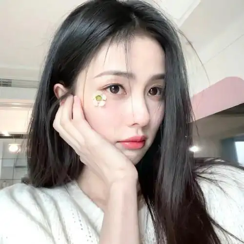 白鹿头像美颜暴击