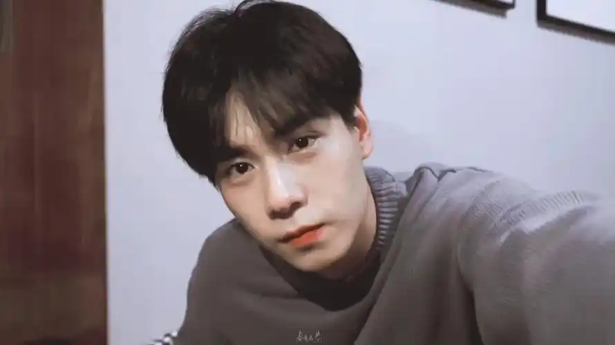 女友第一视角的胡一天