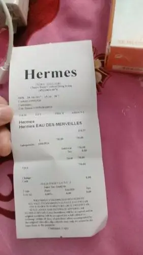 爱马仕香水,发票英文的,帮忙翻译下,是正品不?