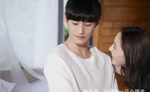 男友》很主演都是很年轻的小演员~~主演:吴倩,金泰焕,沈梦辰,李昕亮