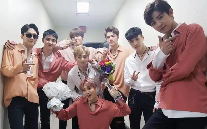 exolottolouder舞台打歌现场集合