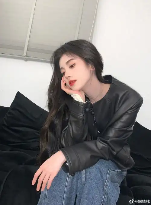 鞠婧祎超话可盐可甜,霸气又温柔,鞠式美妆又来甜蜜狙击!