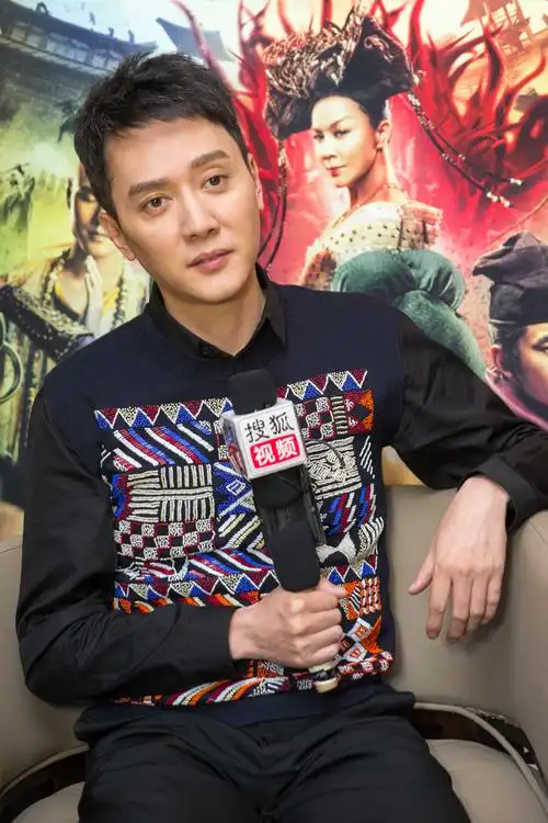 专访冯绍峰:被刘嘉玲"捧脸杀"有点懵,是意外惊喜