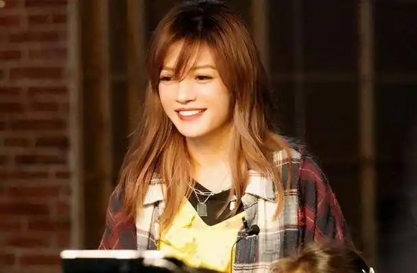 一位当导演,两位颜值崩塌,另一位"见好就收"_章子怡_周迅_赵薇