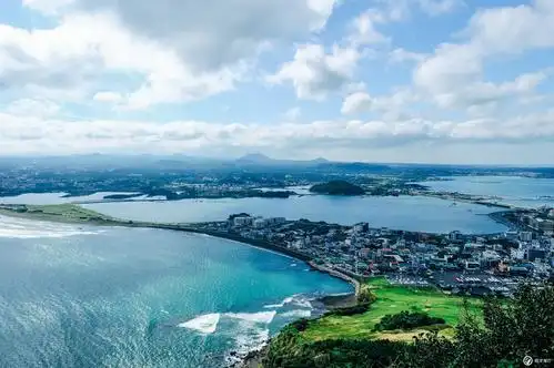 济州岛,北边晴南边雨.