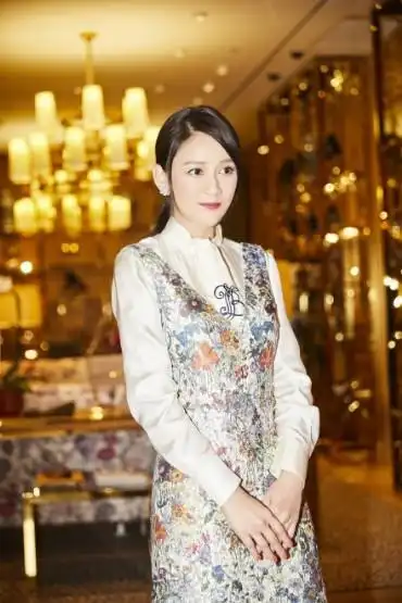 资讯 tory burch长春卓展时代广场精品店开幕活动明星图集  > 陈乔恩