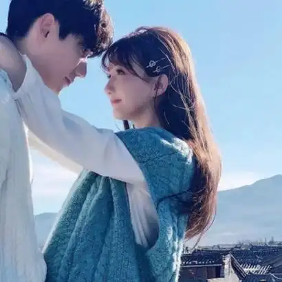 微信情侣头像一对两张潮流时尚图片_情侣微信头像_头像屋