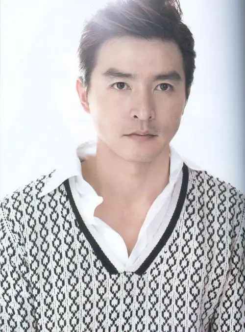 繁花小叔也开挂他就是新加坡国宝级演员李铭顺