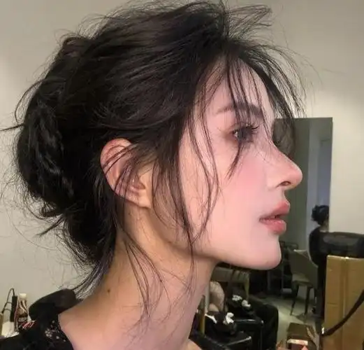 80%的平庸都是鼻子惹的祸,想要完美侧颜杀还得看它