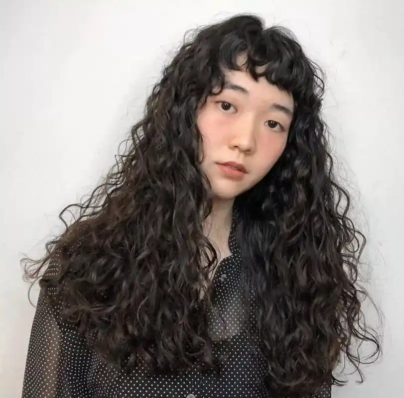 "全头烫"长发21款,很美很女人很洋气