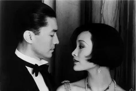 回顾一代男神尊龙我没有来处也没有归途这一生都是借来的