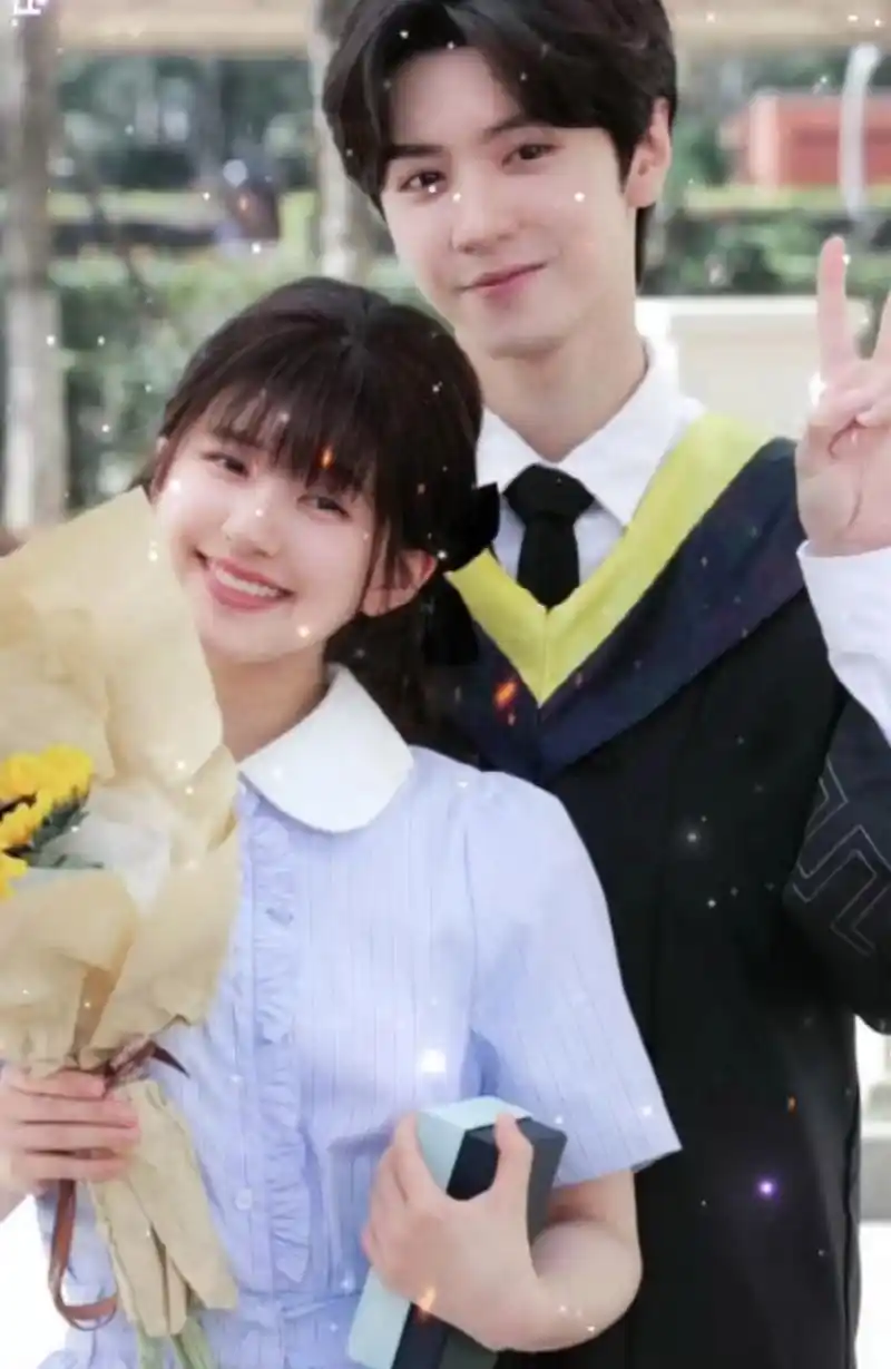 如果是理科理学专业应该是雾霾蓝色领子,可能是剧方不太用心.