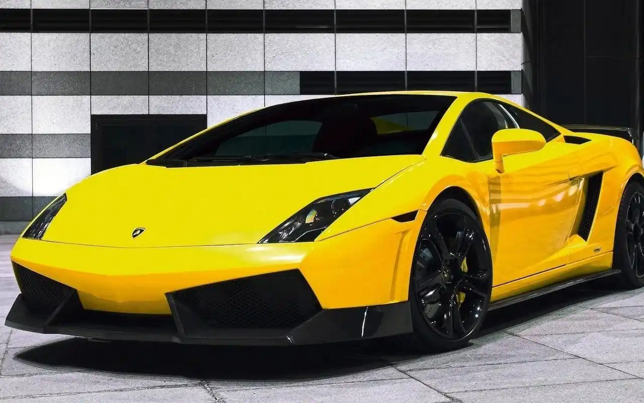 兰博基尼桌面壁纸之黄色超级跑车