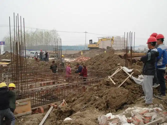 某厂房施工过程图片-施工现场照片-筑龙建筑施工论坛