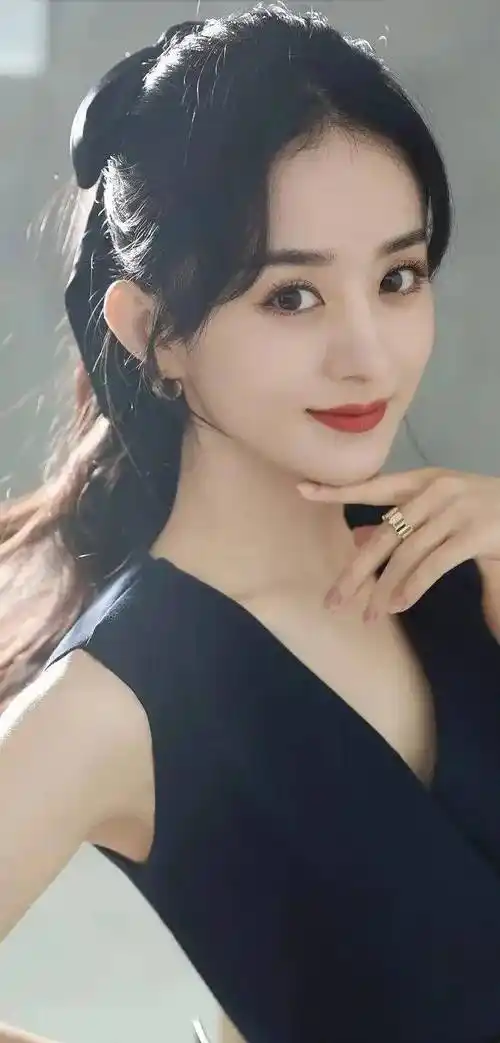 赵丽颖简介个人资料(35岁赵丽颖晒新年湿发照!