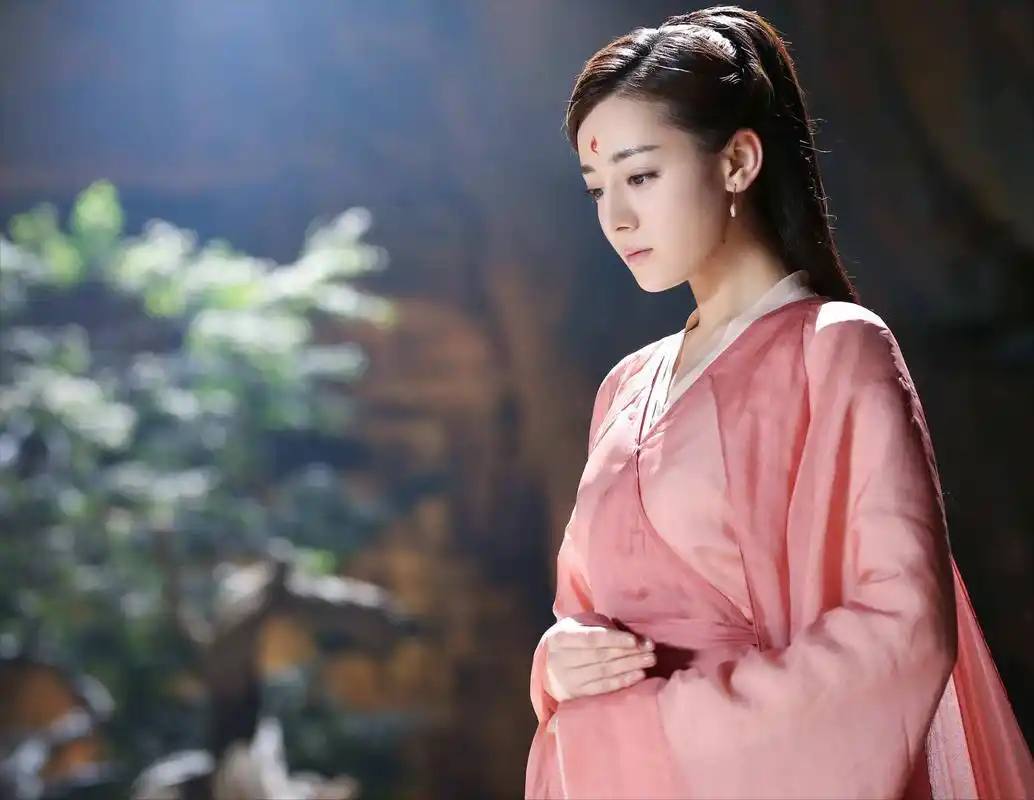 最火的20位古装美女!刘亦菲版赵灵儿夺榜首,赵丽颖强势霸榜