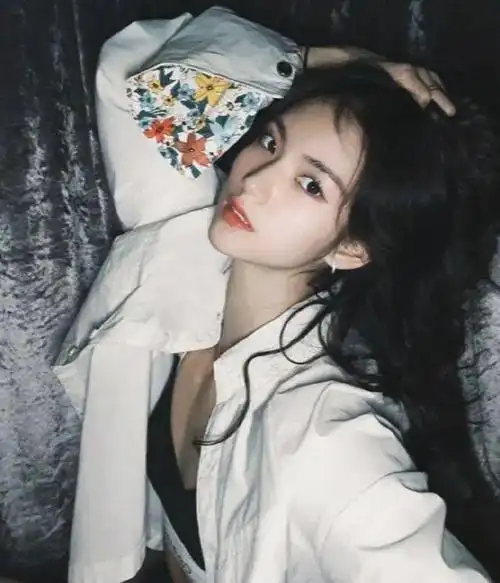 体坛颜值天花板夏思凝172cm的黄金臀腿比秒杀内娱女星