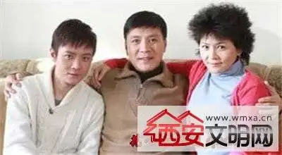 刘之冰前妻冯丽萍资料照片 刘之冰个人资料简介