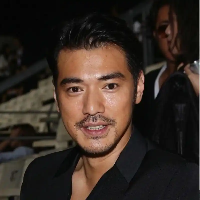 金城武现在变成有型帅大叔