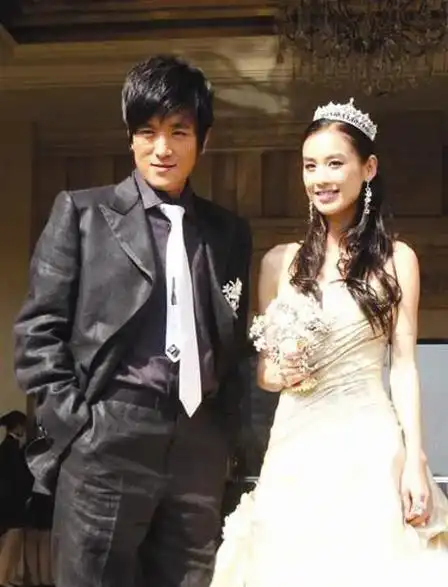 "盛气凌人"的黄圣依,终于为自己的无知付出了代价