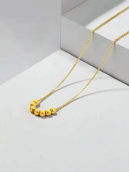 周六福项链小蛮腰