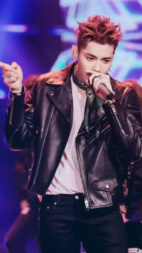 你有哪些吴亦凡的逆天美颜帅照?-剧情奥秘