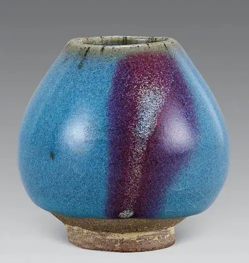 0125元钧窑鸡心尊