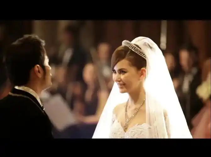 周杰伦与昆凌的chaumet皇冠婚礼