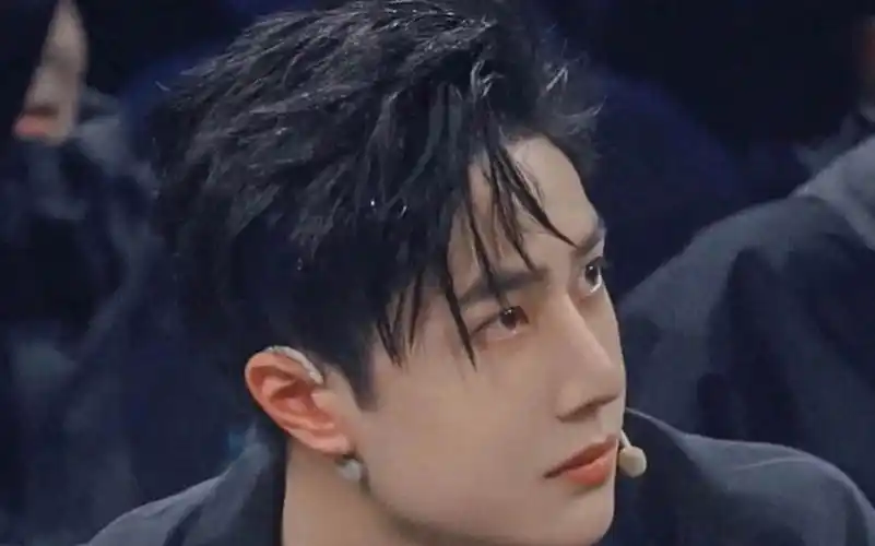 王一博发型图鉴(一)