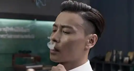 明星抽烟的境界:刘德华烟灰不掉,王宝强的没五年烟龄学不会