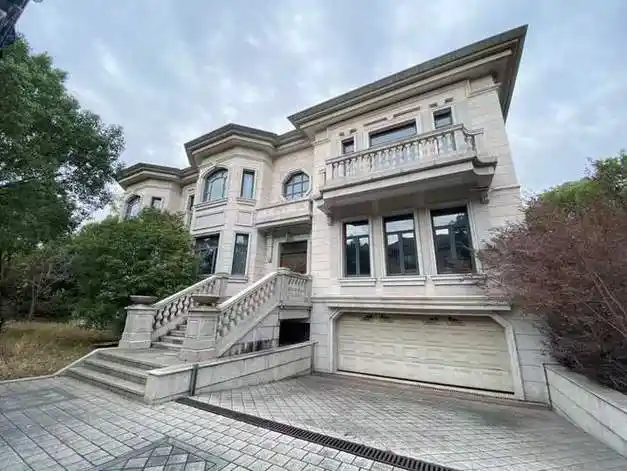 松江九亭老牌别墅九里别院虹桥法式独栋庄园建面819945平