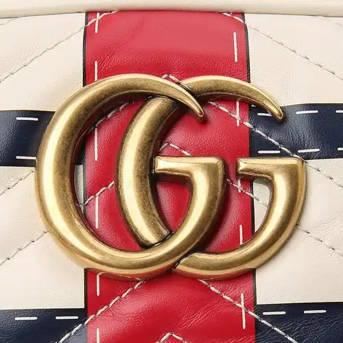 gucci(古驰) 白色底花色图案单肩包