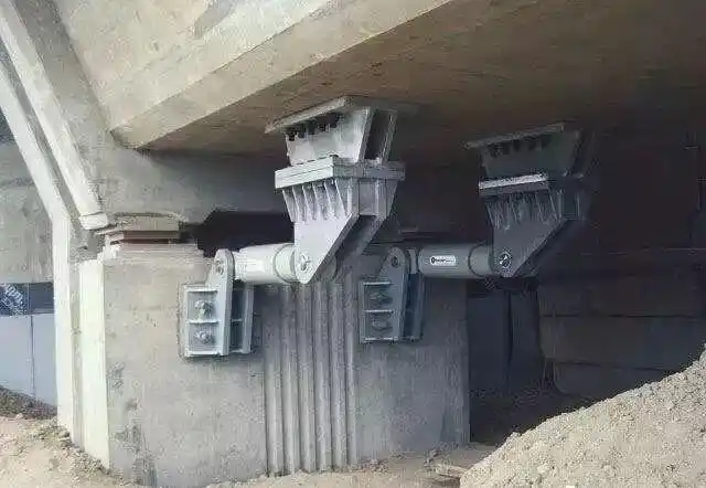 可以相信阻尼器和阻尼支座在桥梁上一定会有应用空间