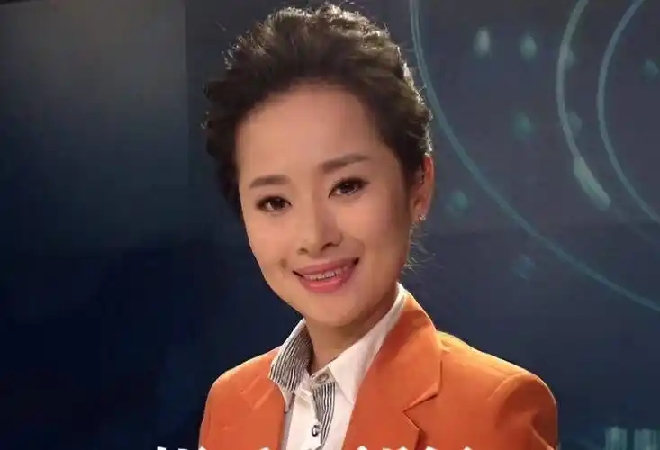 说起辽宁卫视的美女,主持人,大家立刻就会想到吴博,金霞,曹琳琳等人.