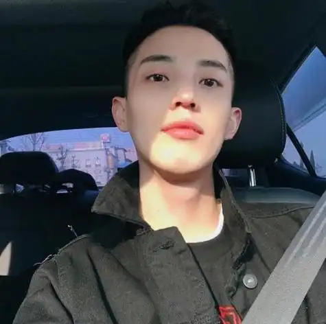 素颜头像照片大全男 男生头像图片大全 -【爱个性】