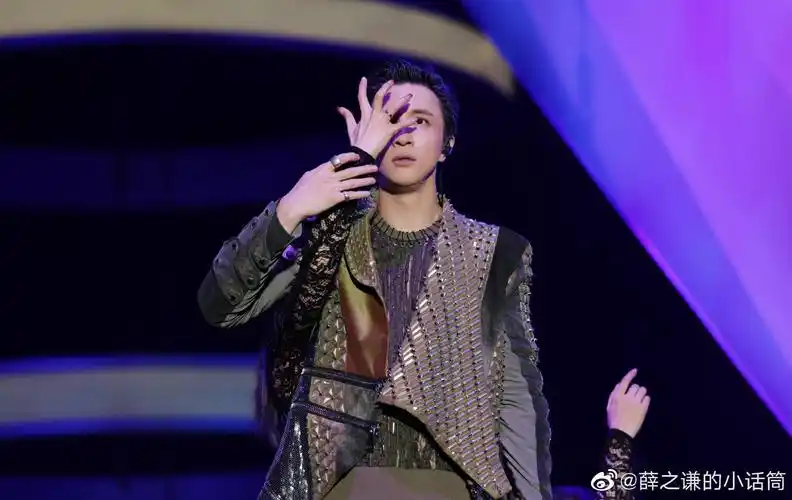 67薛之谦"天外来物"南宁站官宣 薛式搞怪实力对撞愚人节惊喜不断