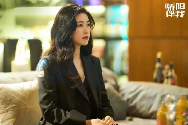 领衔主演:@x玖少年团肖战daytoy@白百何@演员田雨@朱珠zhuzhu